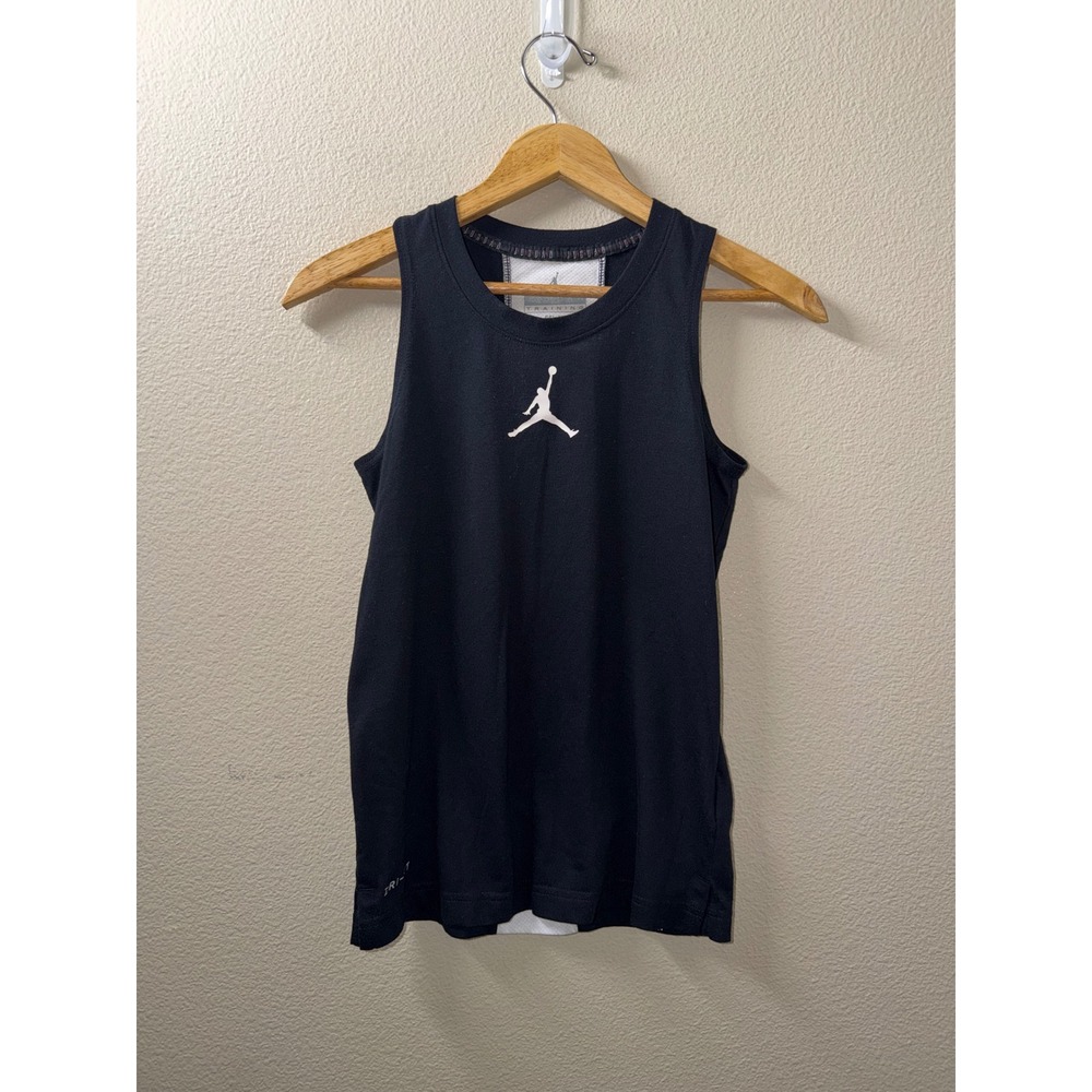 Boys Air Jordan Tank Size Medium